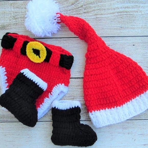 Christmas Santa Outfit hat diaper cover booties Baby crochet set photo op 3 mos - Picture 1 of 5